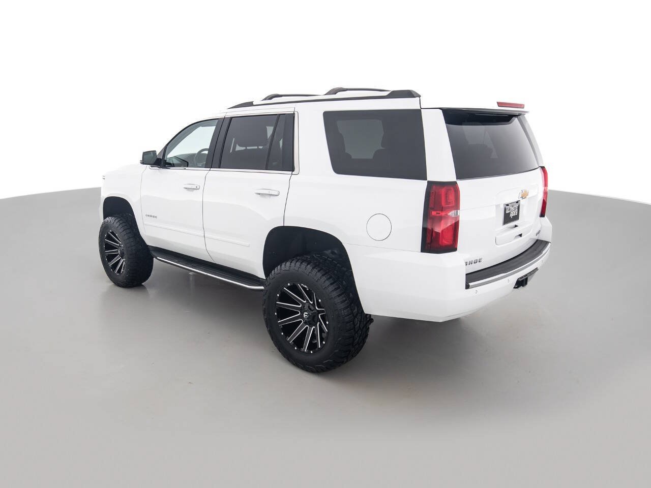 Used 2018 Chevrolet Tahoe Premier AWD/4WD image 7