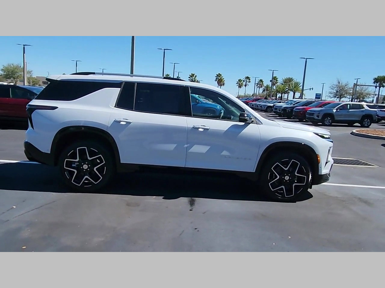 New 2026 Chevrolet Traverse High Country image 25