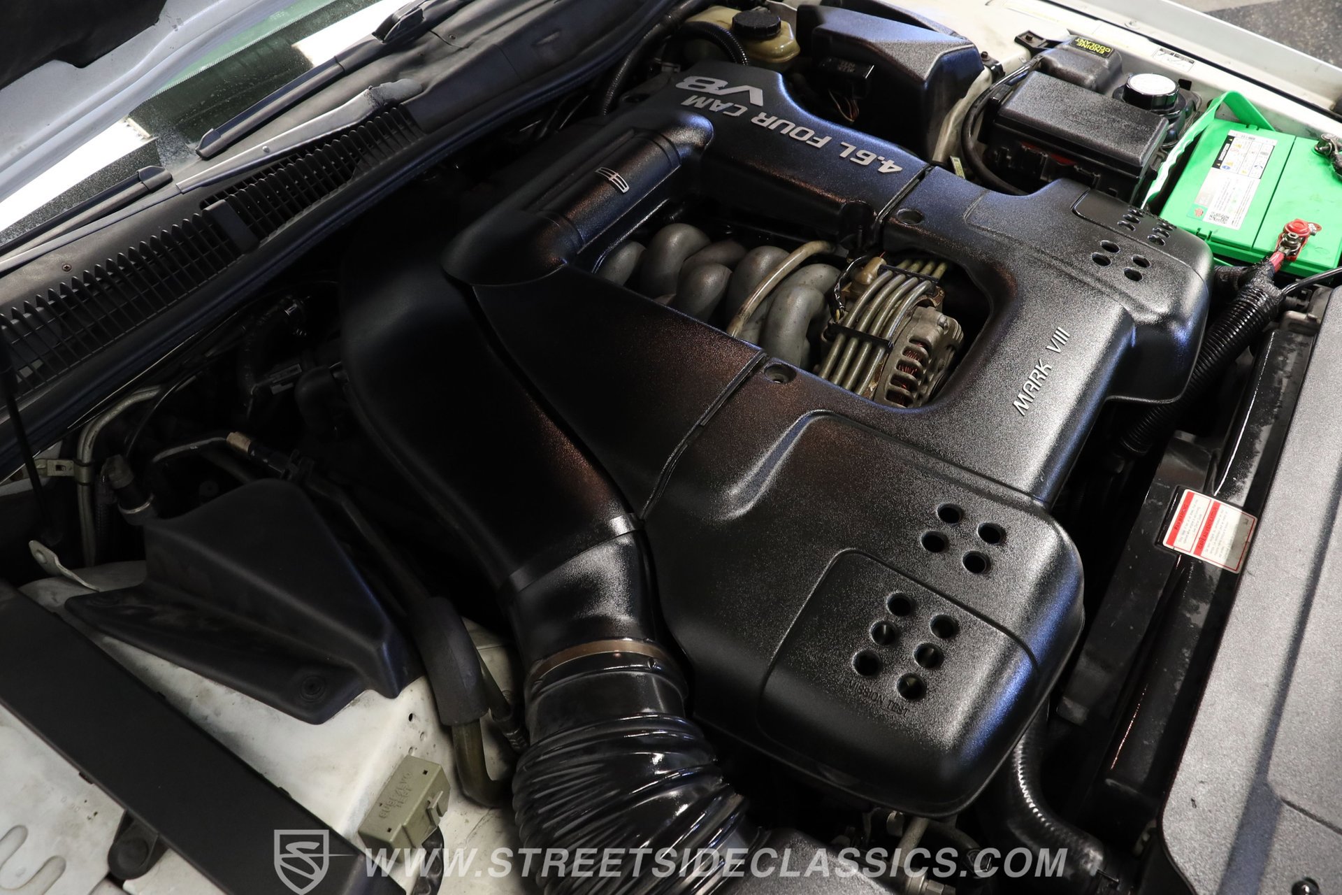 Used 1994 Lincoln Mark VIII image 31