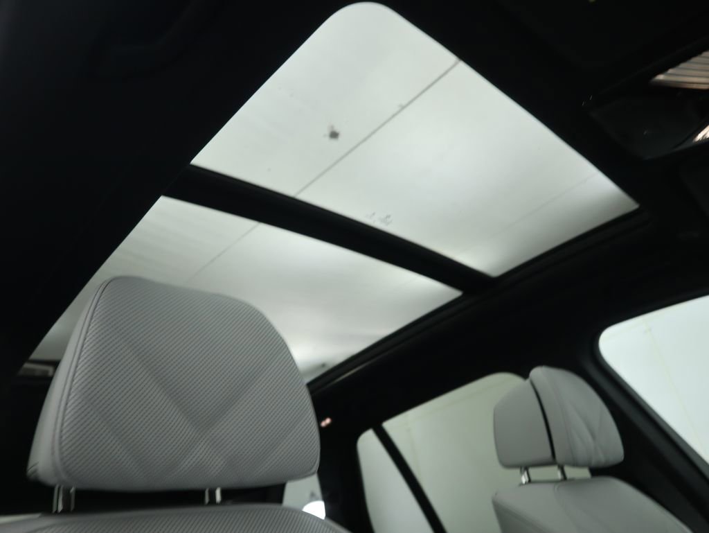 New 2026 BMW X5 xDrive40i w/ Premium Package image 19