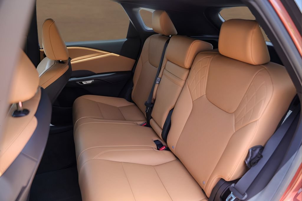 Used 2025 Lexus RX 350 Premium Plus w/ Convenience Package FWD image 23