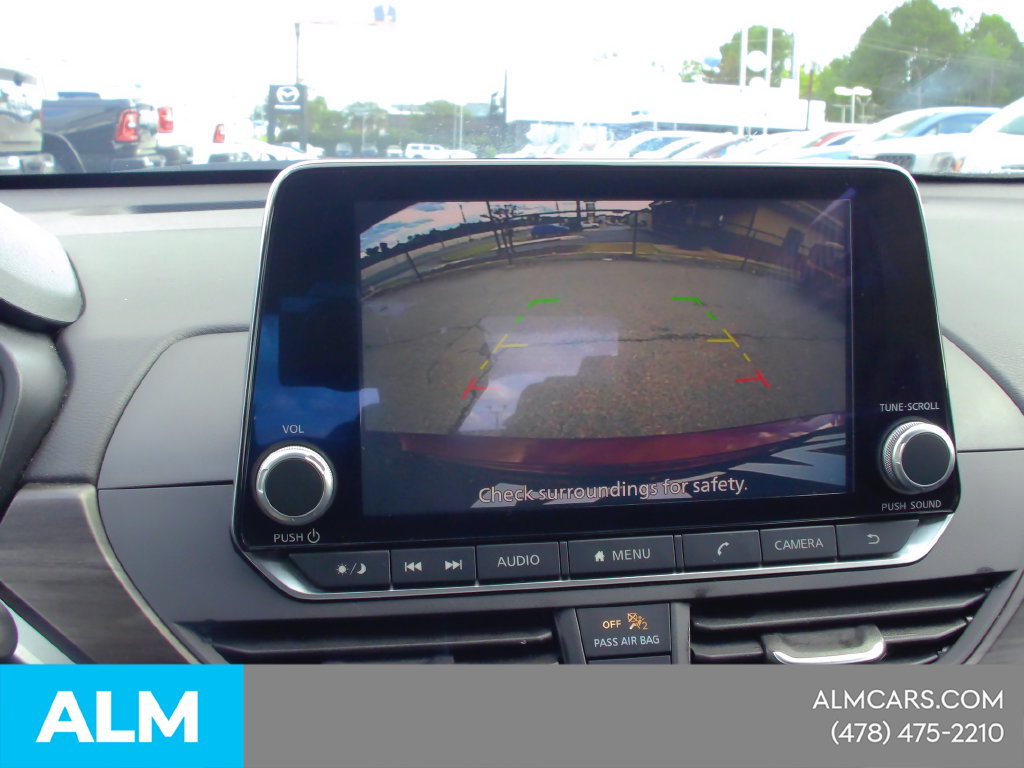 Used 2025 Nissan Altima 2.5 SV FWD image 37