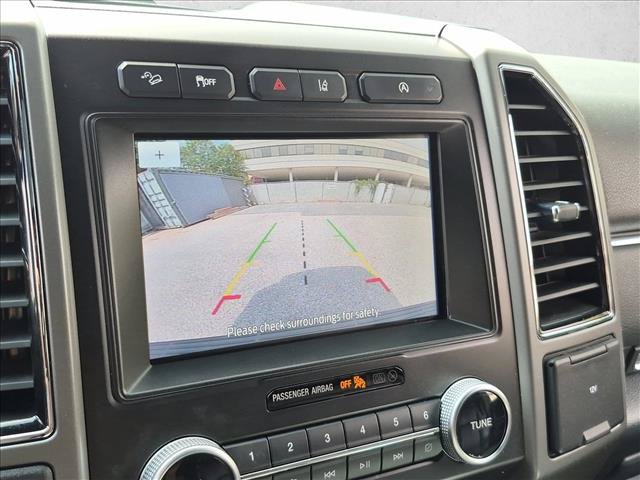 Used 2020 Ford Expedition XLT w/ Equipment Group 202A AWD/4WD image 11