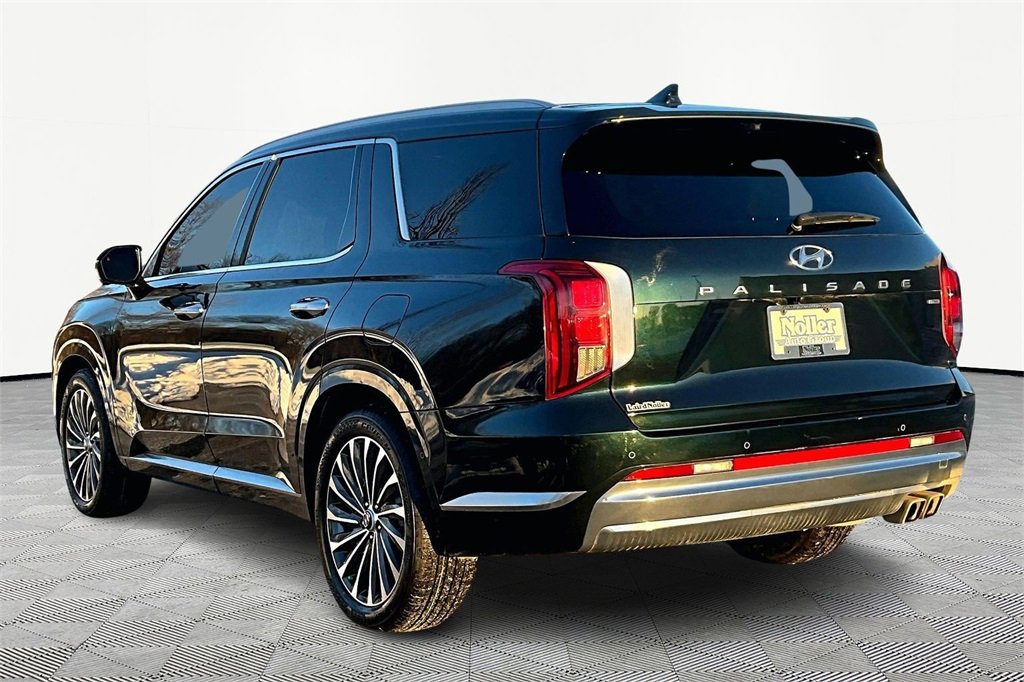 Used 2024 Hyundai Palisade Calligraphy image 13