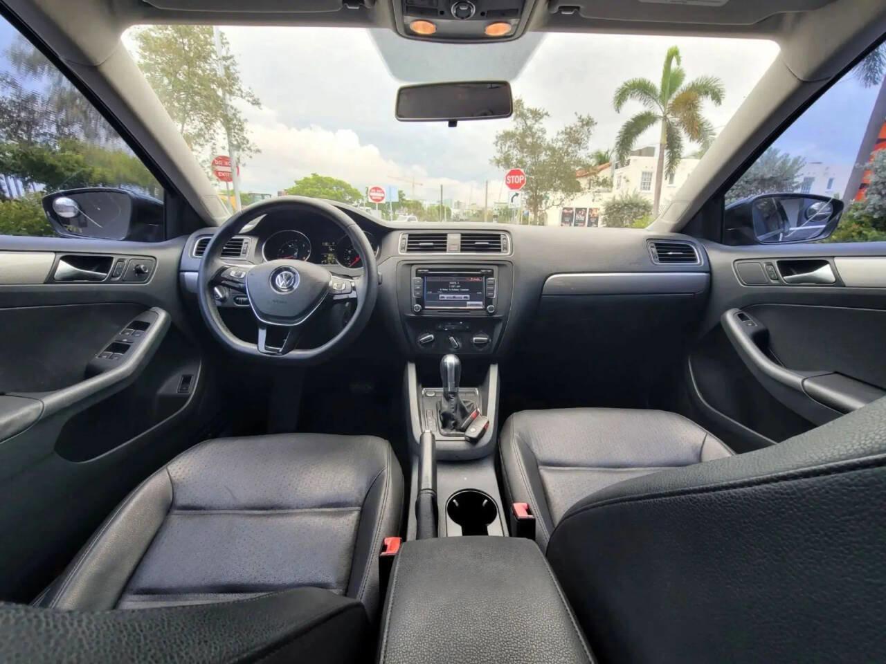 Used 2015 Volkswagen Jetta Sport FWD image 31