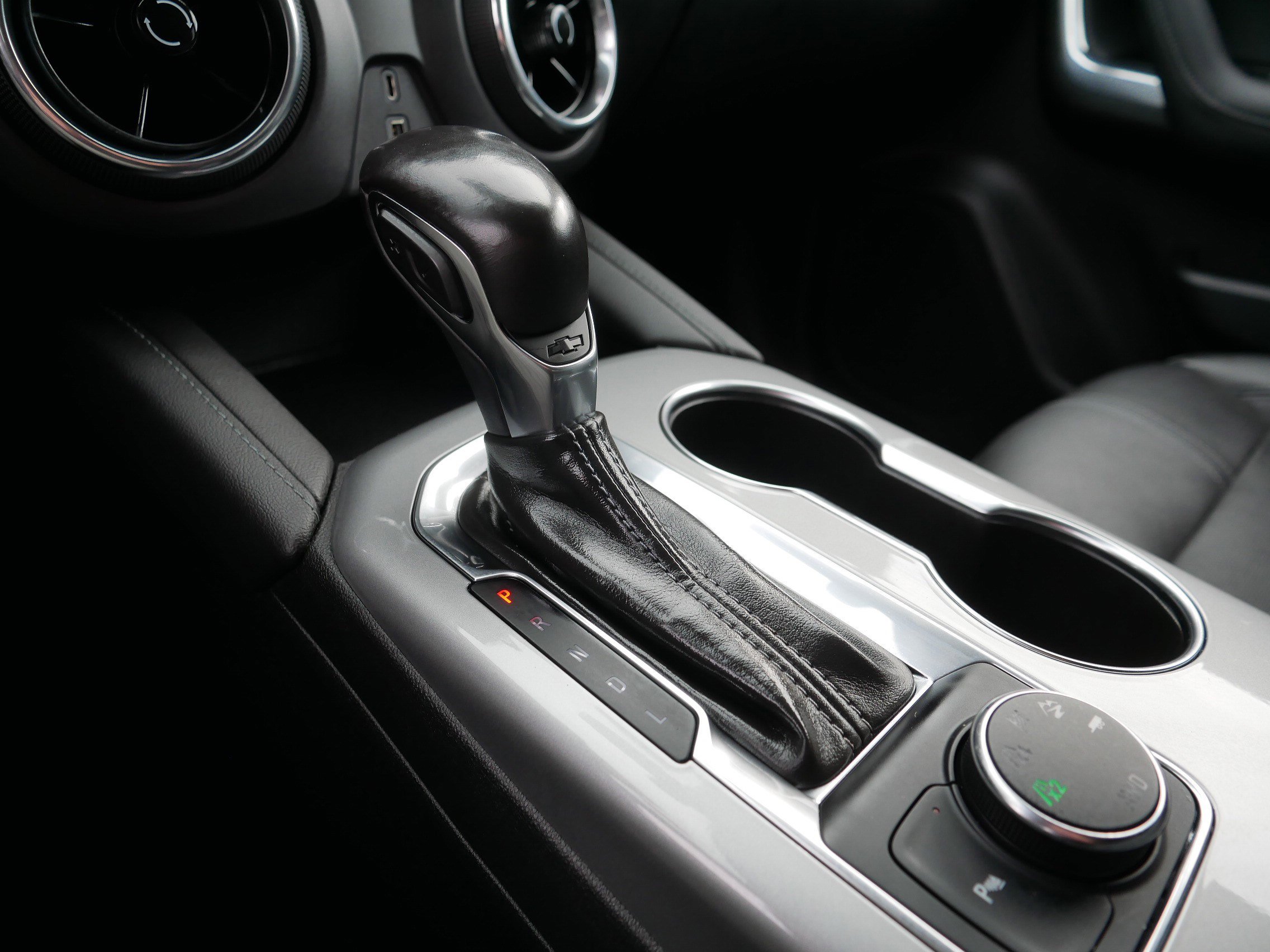 Used 2020 Chevrolet Blazer LT image 24