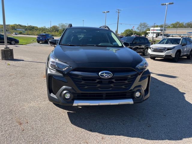 New 2025 Subaru Outback Limited image 2