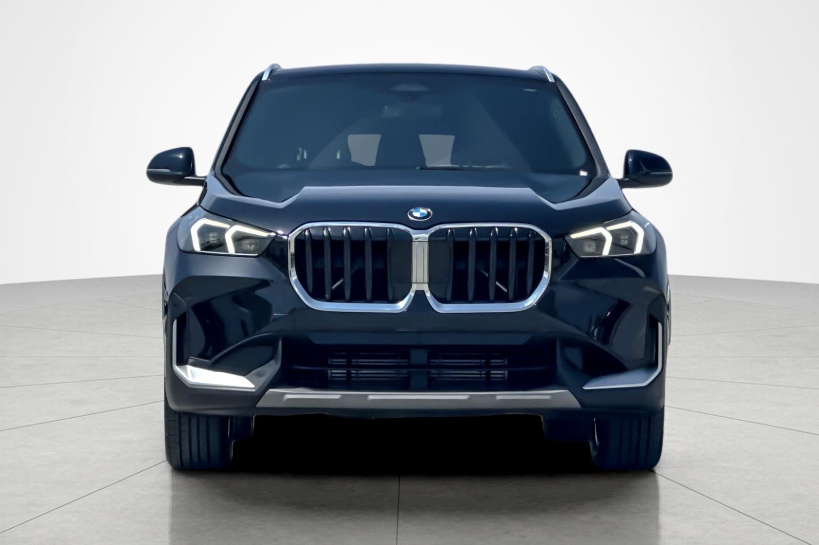 Used 2023 BMW X1 xDrive28i w/ Convenience Package AWD/4WD image 8