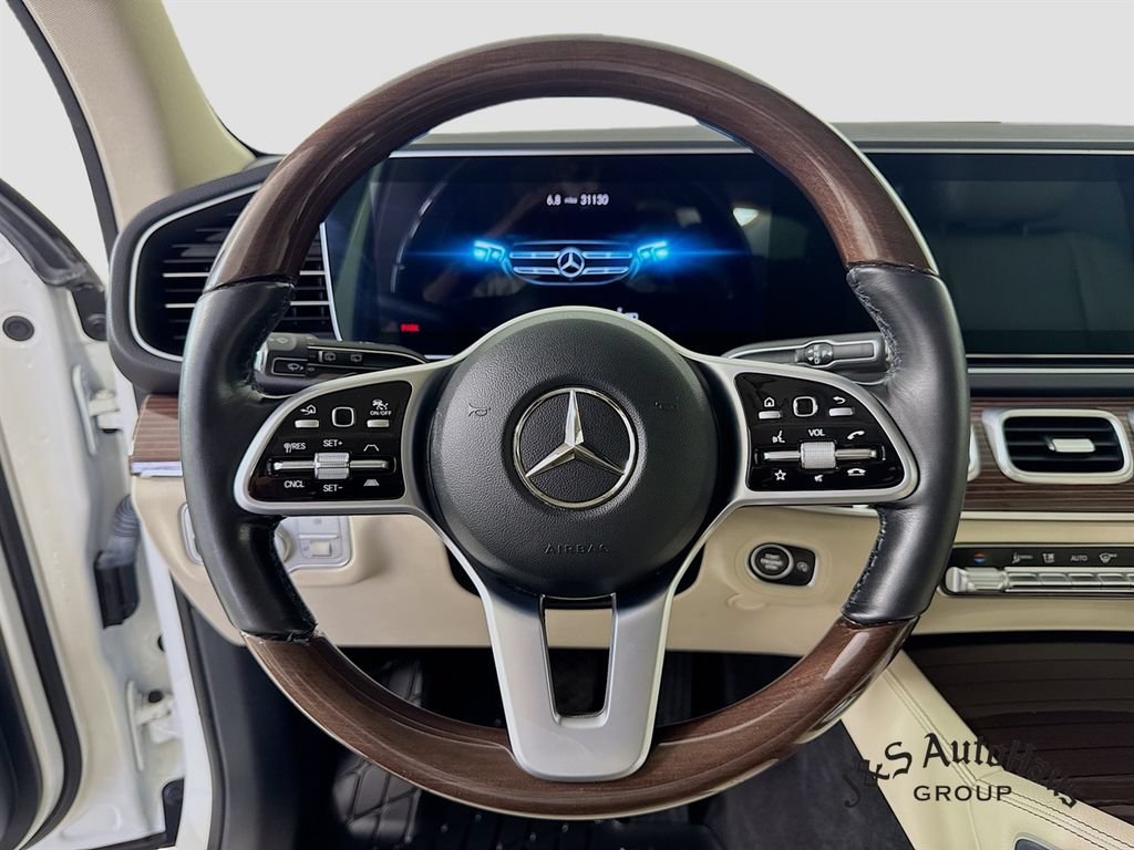 Used 2022 Mercedes-Benz GLE 350 4MATIC w/ AMG Line Exterior image 12