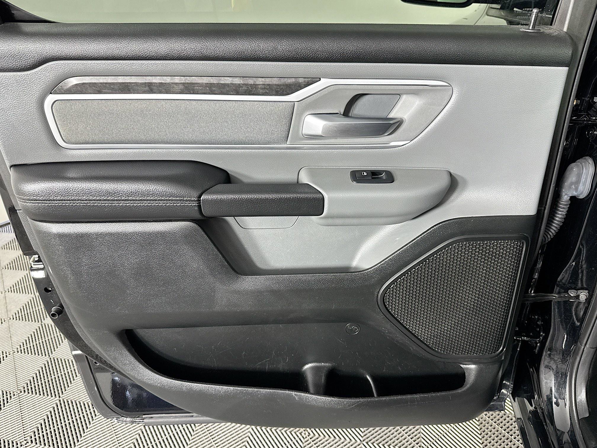 Used 2020 RAM 1500 Big Horn RWD image 25