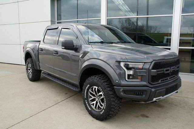 Used 2018 Ford F150 Raptor w/ Equipment Group 801A Mid image 7