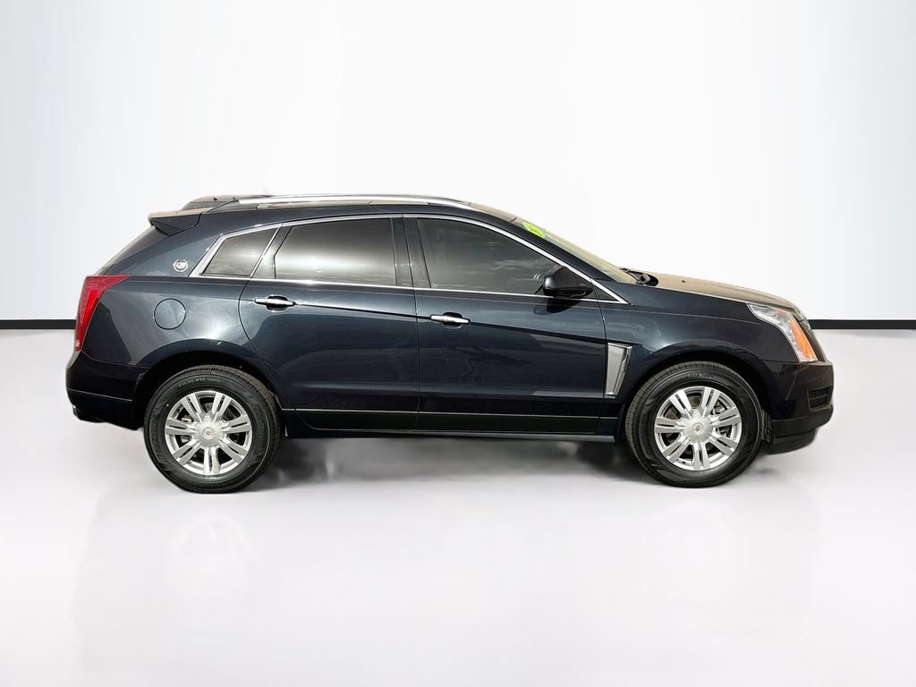 Used 2015 Cadillac SRX Luxury w/ Driver Awareness Package FWD image 4