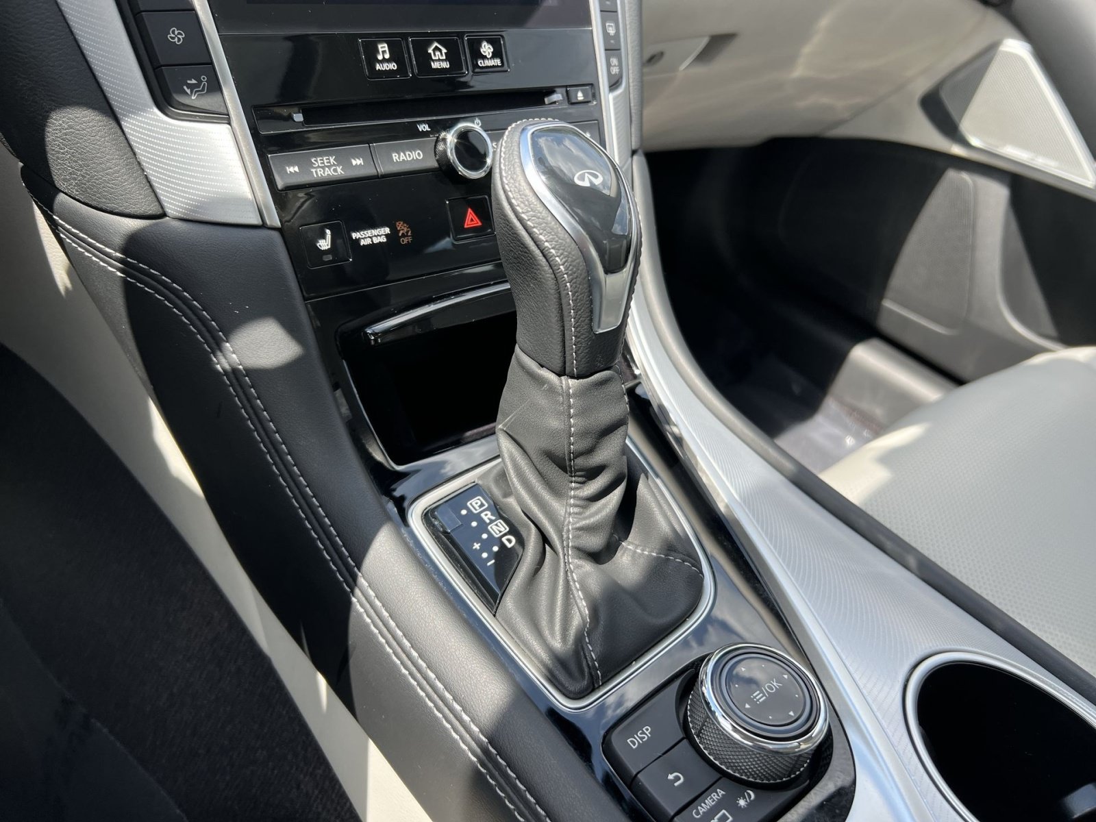 Used 2022 INFINITI Q50 Luxe w/ Cargo Package AWD/4WD image 21