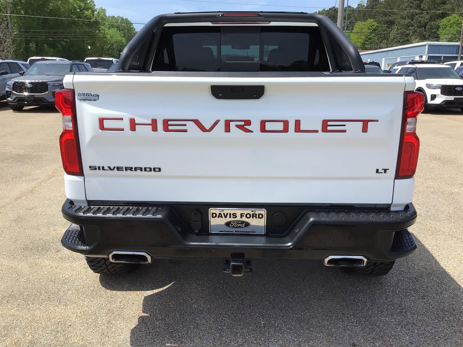 Used 2021 Chevrolet Silverado 1500 LT Trail Boss w/ Convenience Package II AWD/4WD image 9
