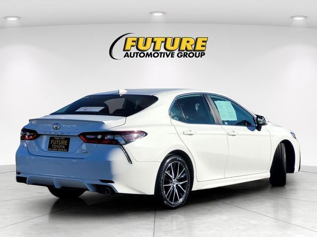 Certified 2024 Toyota Camry SE image 5