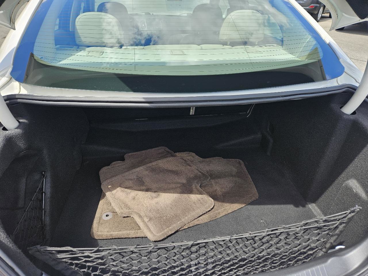 Used 2012 Buick Regal Leather FWD image 5