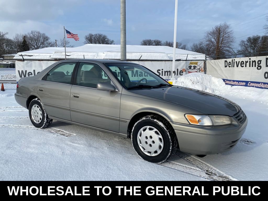 Used 1999 Toyota Camry XLE