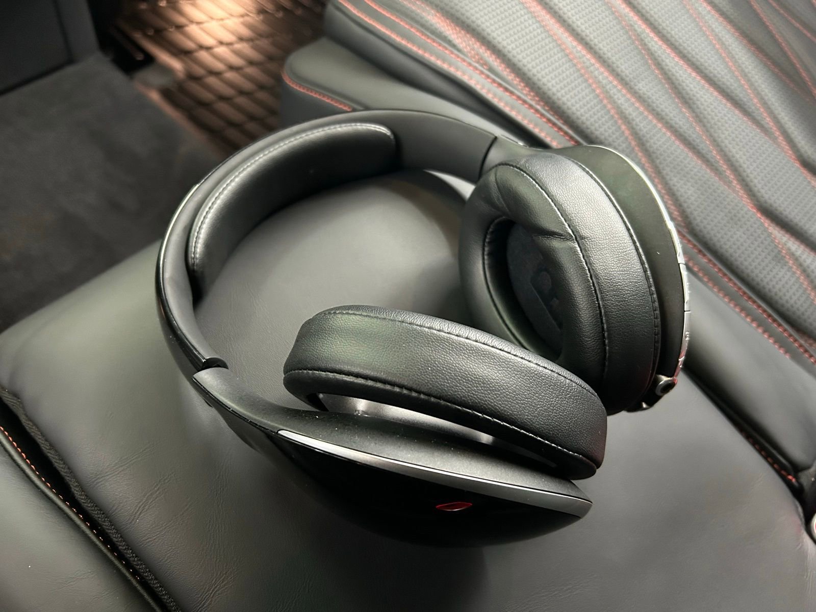 Used 2024 Mercedes-Benz S 63 AMG S image 36