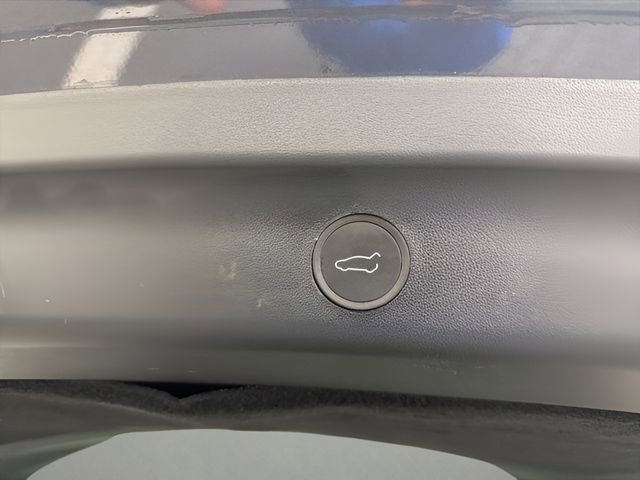 Used 2023 Tesla Model Y Long Range image 31