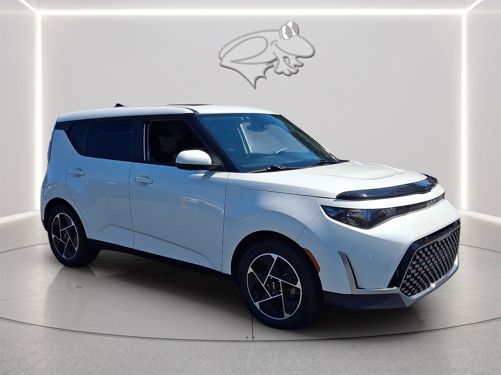 Used 2024 Kia Soul EX FWD image 3