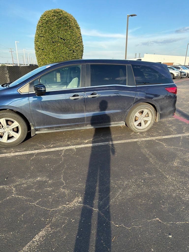 Used 2019 Honda Odyssey EX image 3