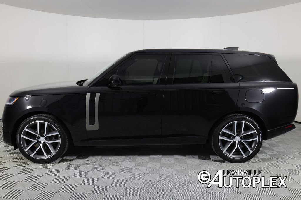 Used 2025 Land Rover Range Rover SE AWD/4WD image 8