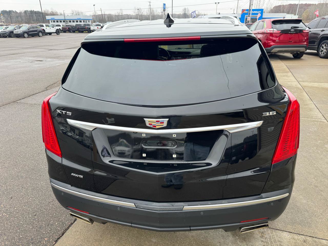 Used 2019 Cadillac XT5 AWD image 6
