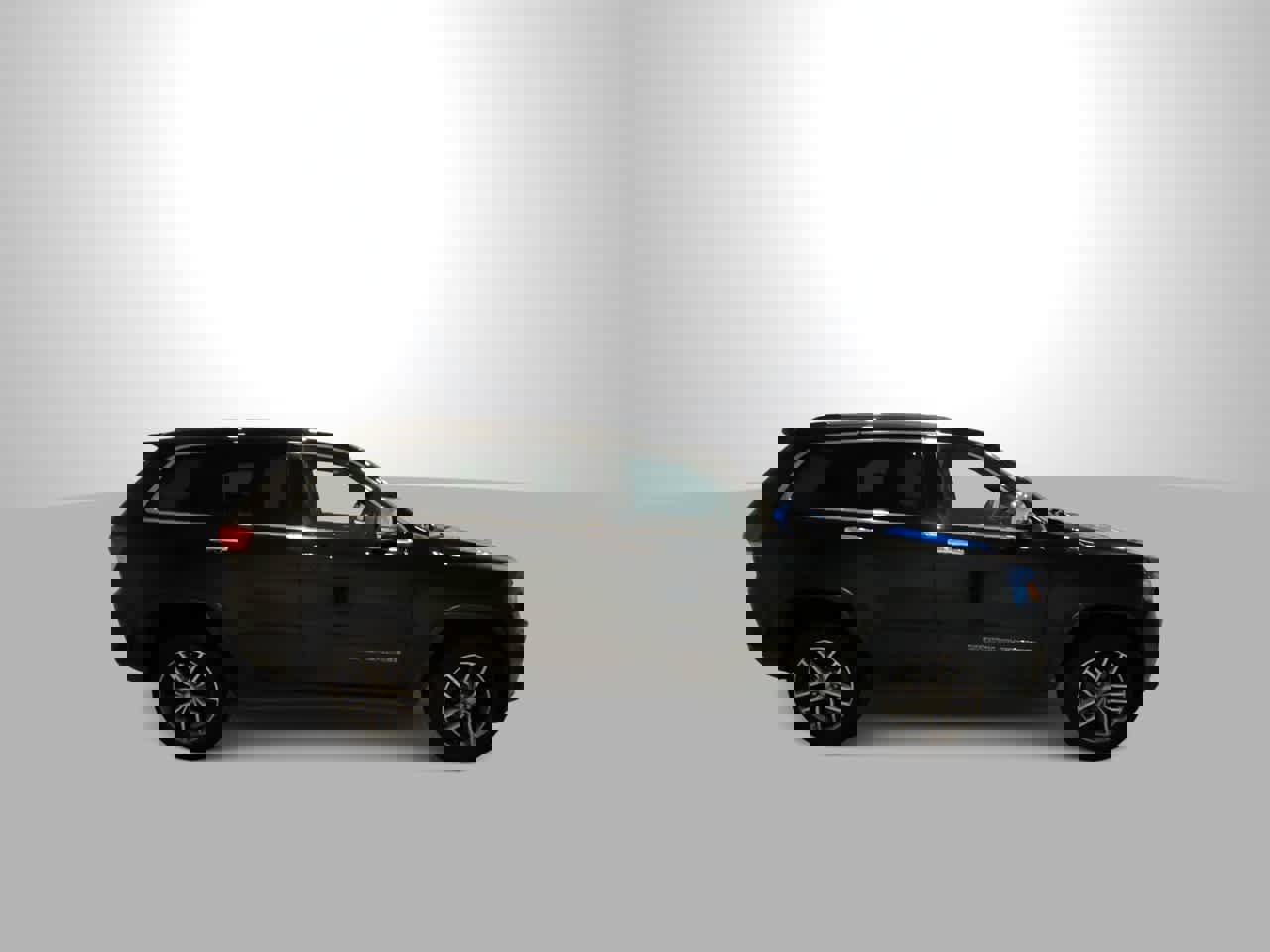 Used 2017 Jeep Grand Cherokee Limited image 9