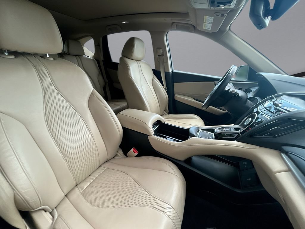 Used 2019 Acura RDX w/ Technology Package FWD image 12