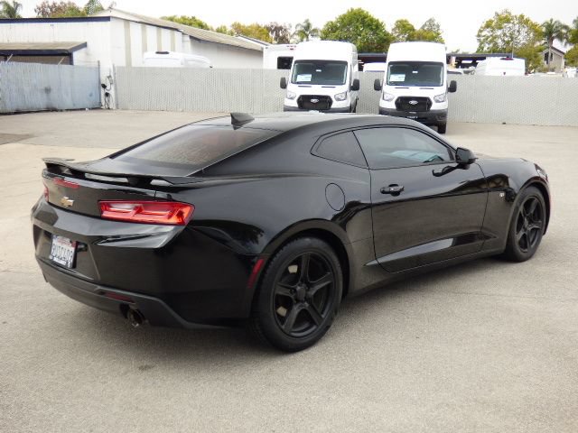 Used 2017 Chevrolet Camaro LT w/ Technology Package RWD image 3