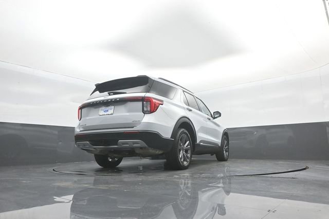 Certified 2025 Ford Explorer Active w/ Active Comfort Package AWD/4WD image 38