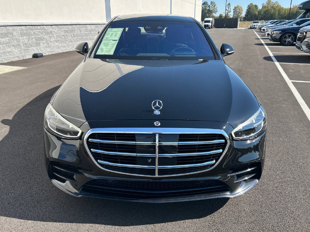 Used 2022 Mercedes-Benz S 580 4MATIC Sedan image 3