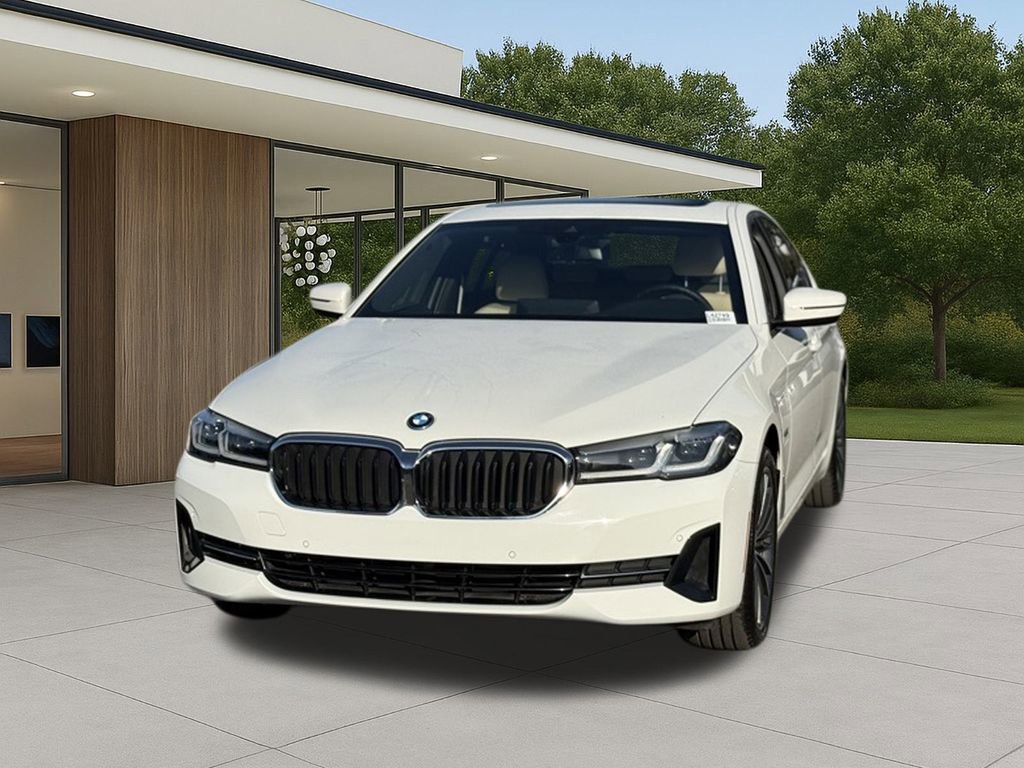 Certified 2023 BMW 530e w/ Convenience Package image 3