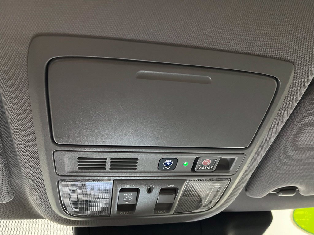 Used 2018 Honda Accord Touring image 11