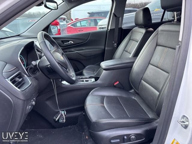 Used 2024 Chevrolet Equinox Premier image 2