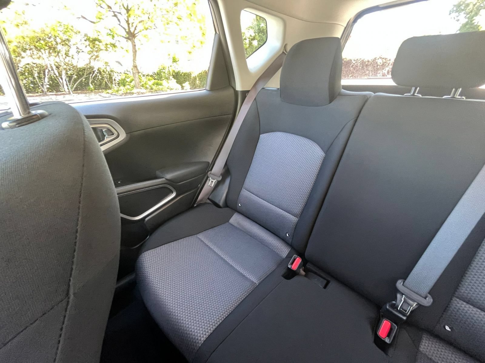 Used 2025 Kia Soul LX w/ LX Technology Package FWD image 36