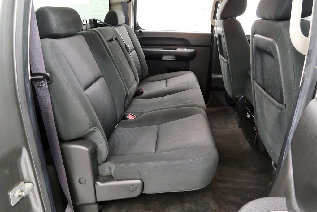 Used 2013 Chevrolet Silverado 2500 LT w/ Interior Plus Package image 20