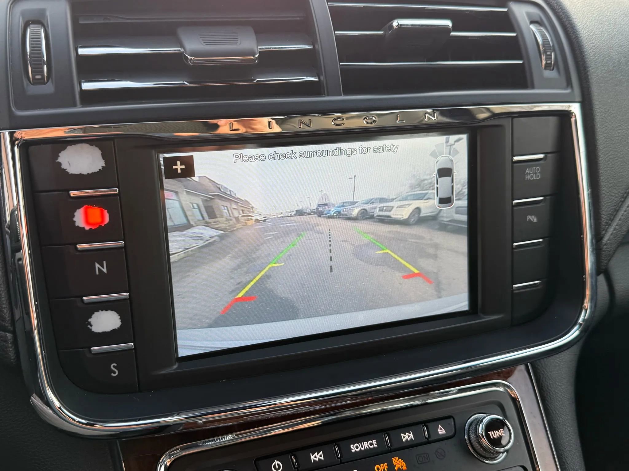 Used 2017 Lincoln Continental Select w/ Climate Package image 30