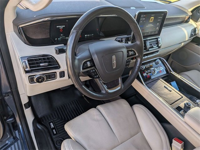 Used 2020 Lincoln Navigator Reserve w/ Luxury Package image 11