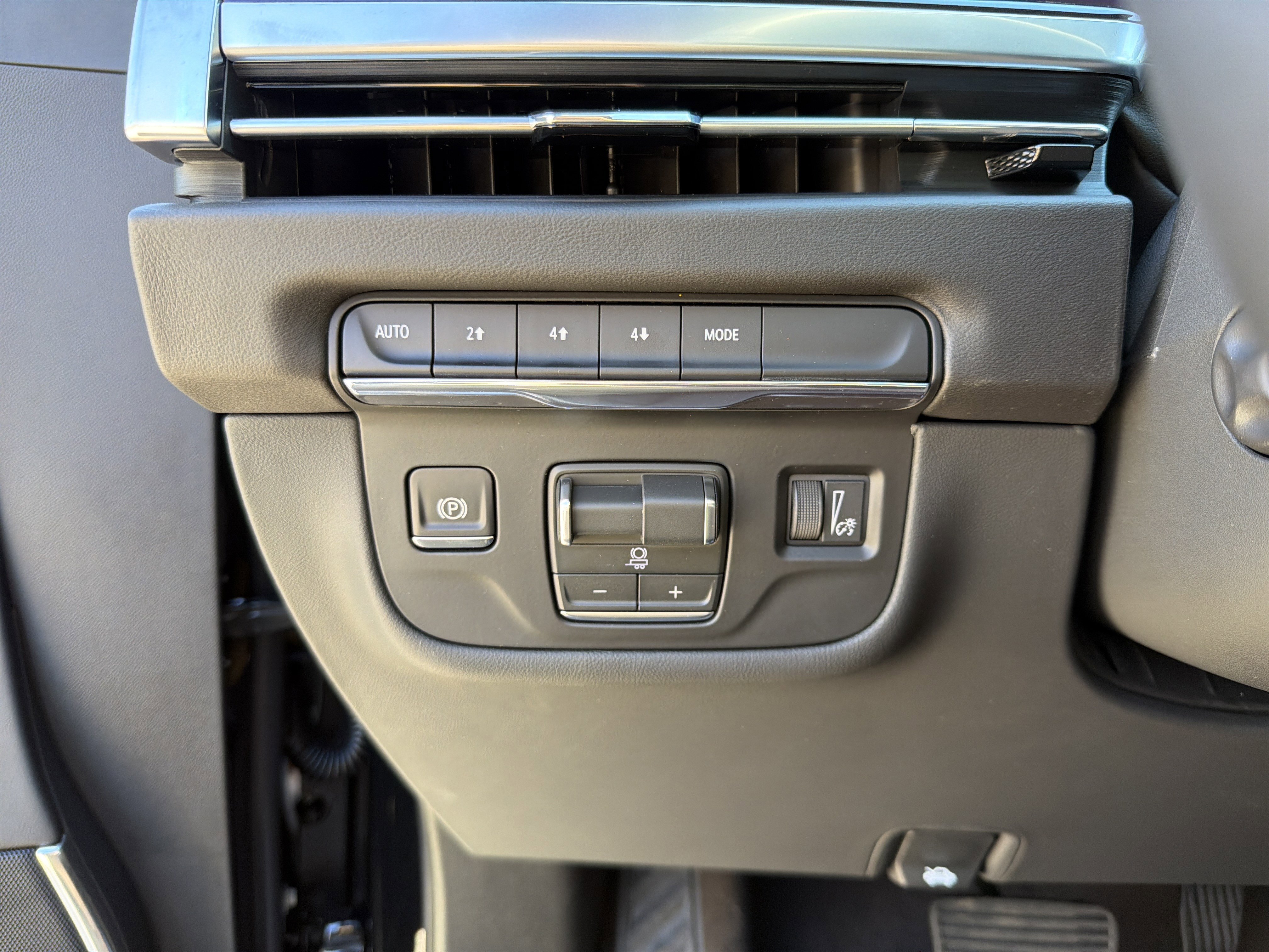 New 2026 Cadillac Escalade Luxury image 38