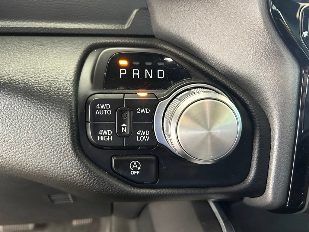 Used 2023 RAM 1500 Laramie AWD/4WD image 9
