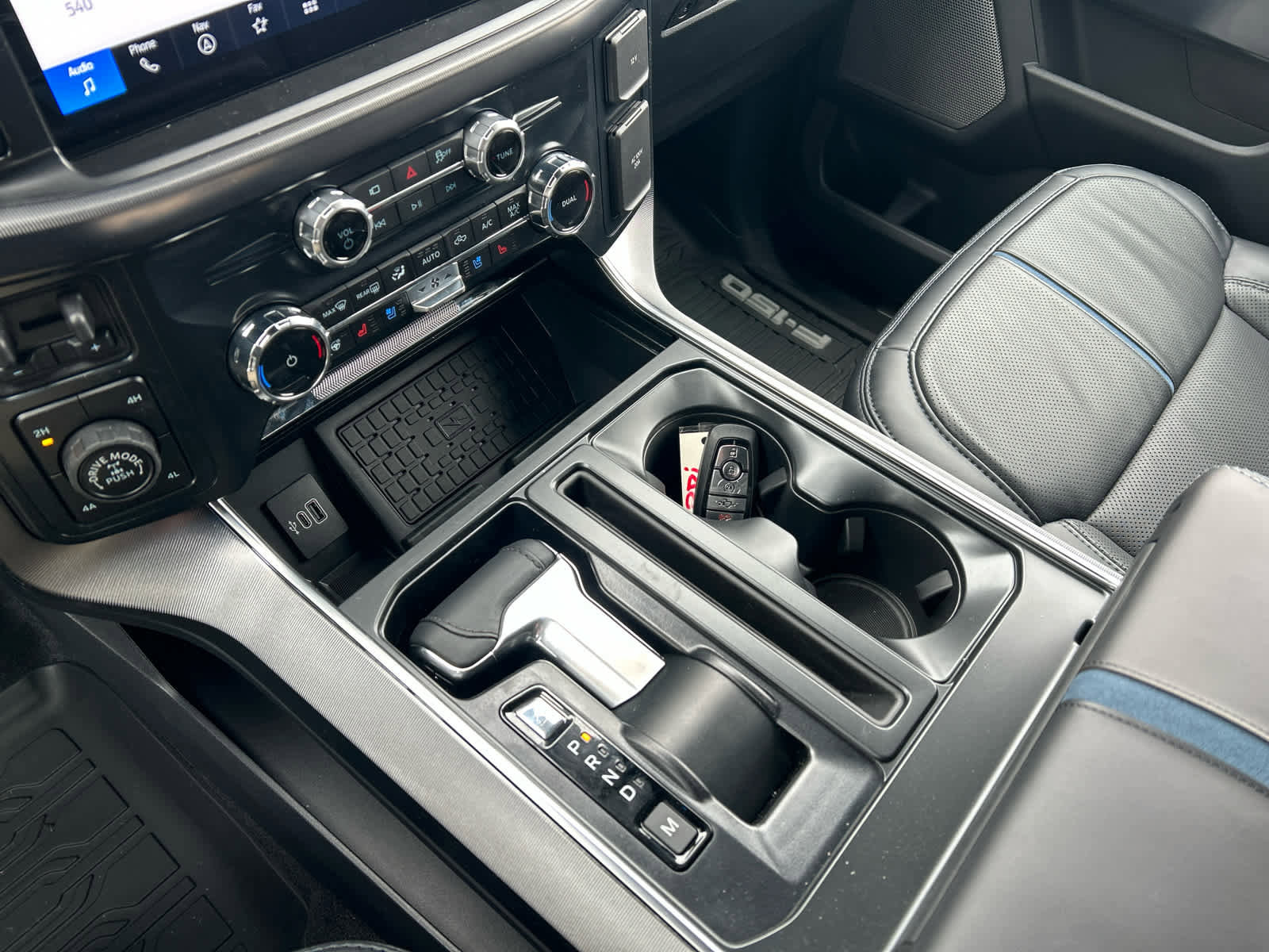 New 2025 Ford F150 Platinum w/ FX4 Off-Road Package image 68