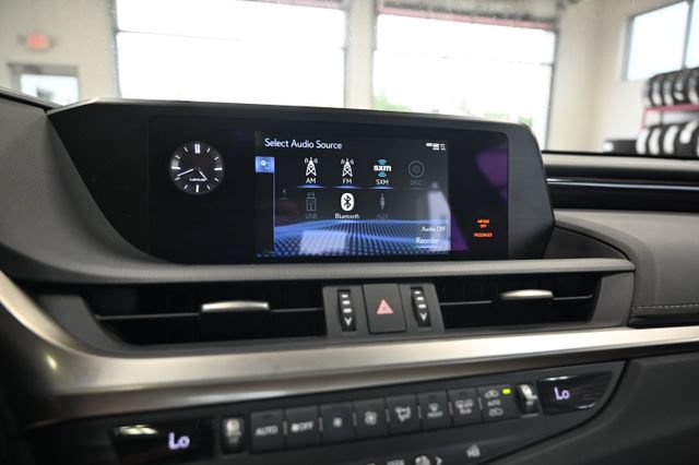Used 2021 Lexus ES 250 w/ Premium Package AWD/4WD image 16