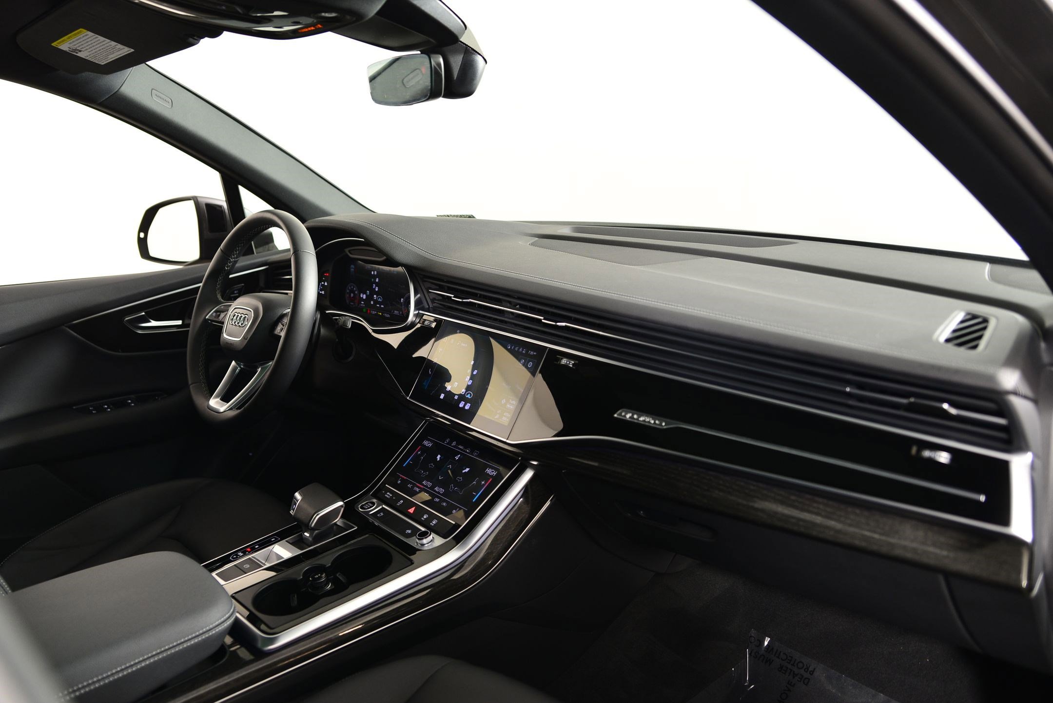 Used 2025 Audi Q7 2.0T Premium w/ Convenience Package image 20