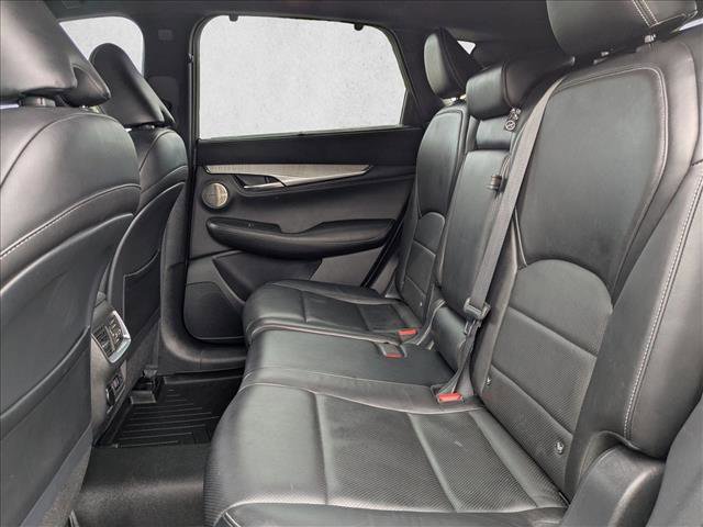 Used 2019 INFINITI QX50 Essential w/ Sensory Package image 21