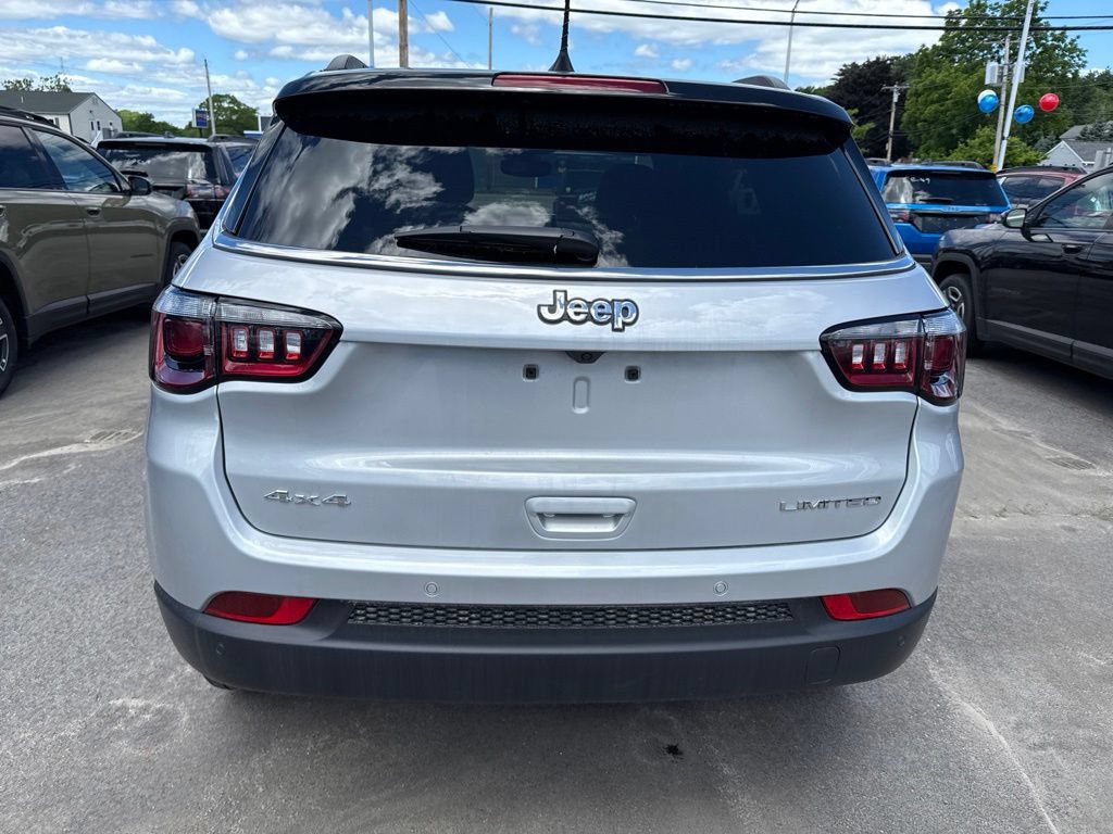 New 2026 Jeep Compass Limited w/ Sun, Sound & Navigation Group AWD/4WD image 4