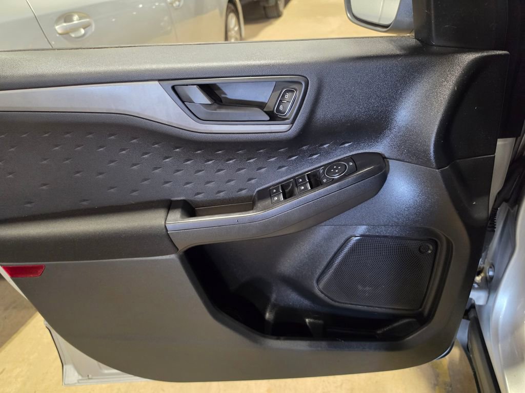 Used 2020 Ford Escape S FWD image 5