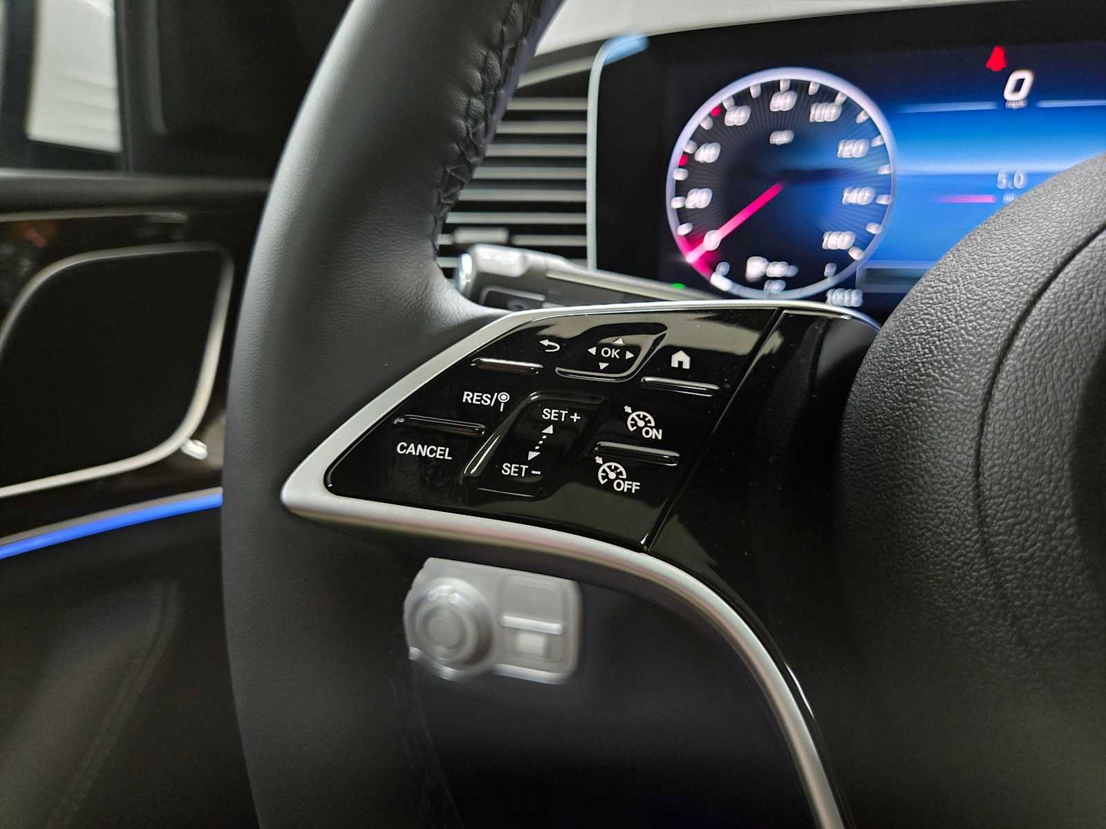 New 2026 Mercedes-Benz GLE 450 4MATIC Coupe image 33