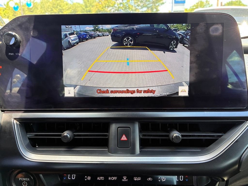 Used 2023 Lexus UX 250h AWD w/ Accessory Package (Z2) image 34