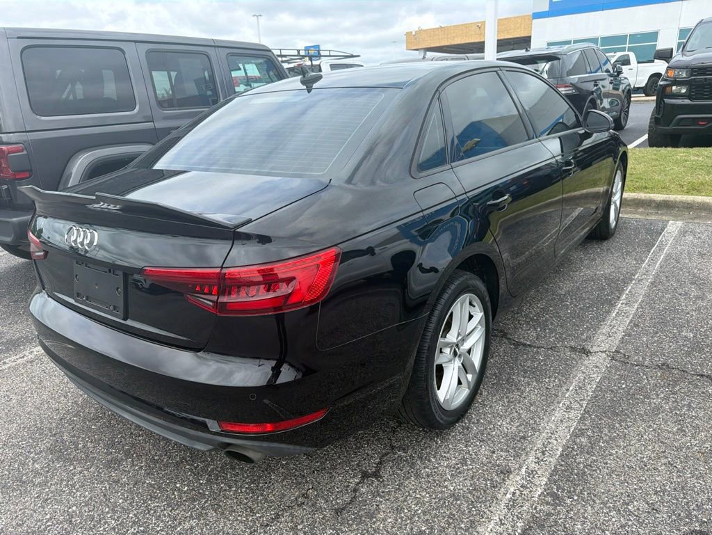 Used 2017 Audi A4 2.0T Premium FWD image 5